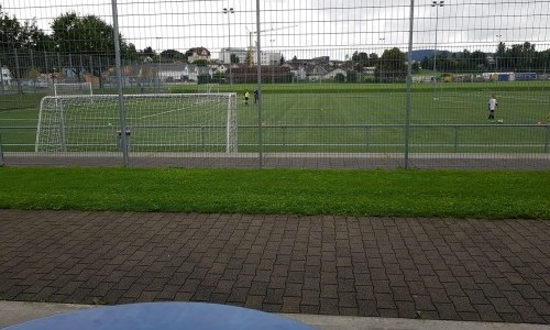 Sportplatz Schi