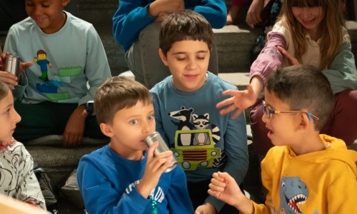 Story window &ndash; listen and discover