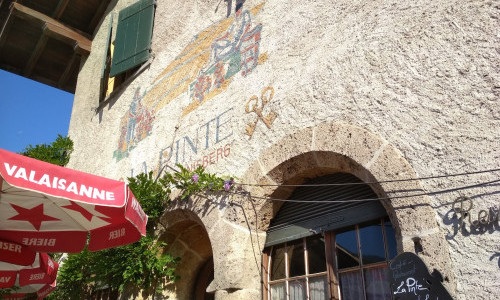 Caf&eacute;-restaurant La Pinte
