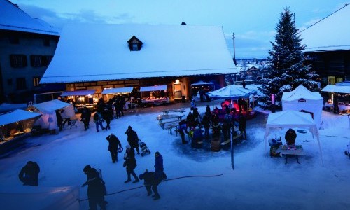 Weihnachtsmarkt im Kulturhof Schloss Köniz