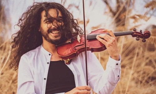 Nemanja Radulović spielt Beethoven