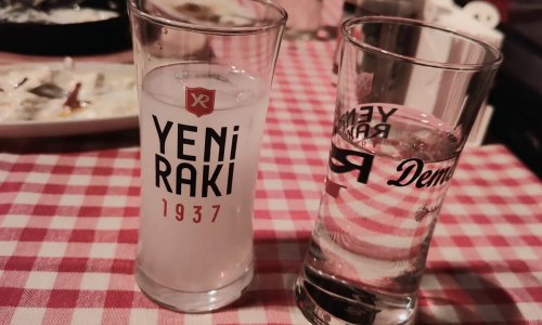 Rakı, Meze & Geyik