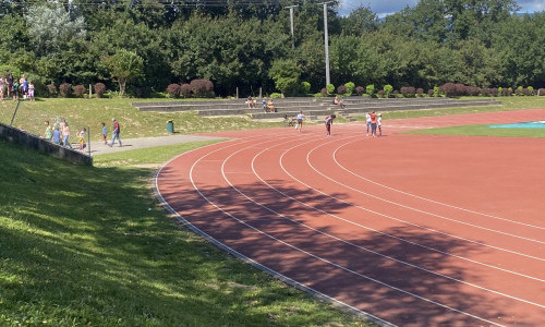 Stade d'athl&eacute;tisme des Evaux