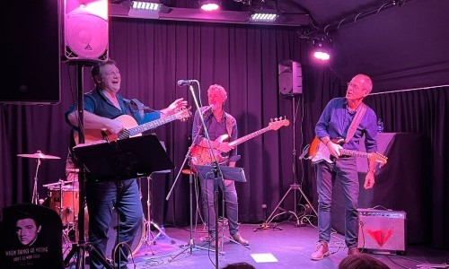 Rachel Croft (UK) - Guitare & voix - Cave Marignac