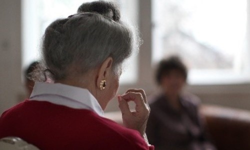 Wie kann man mit Konflikten im Alter umgehen?