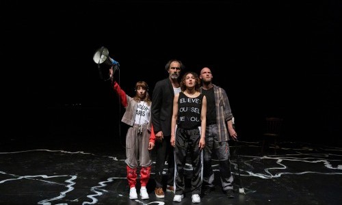 &laquo;Bis zum Ende des Regens&raquo; &ndash; &laquo;Jusqu&rsquo;au bout de la pluie&raquo;