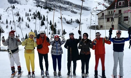 Alles f&auml;hrt Ski