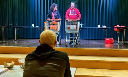 Theater Ittigen spielt Hysterikon