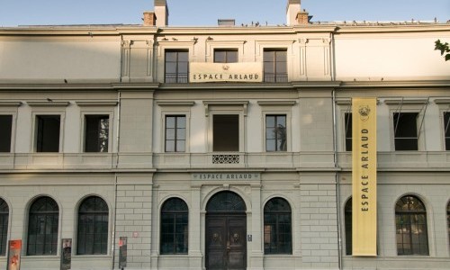 Yersin. Mes proches plan&egrave;tes - ESPACE ARLAUD