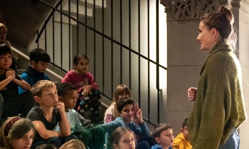 Story window &ndash; listen and discover