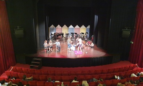 La R&eacute;publique - Th&eacute;&acirc;tre Pito&euml;ff