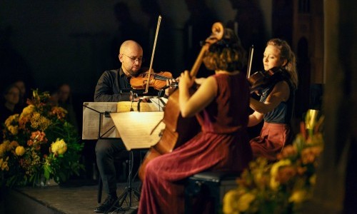 monuments musicaux: Thematische Kammermusiktage im Spiegel der Ausstellung &laquo;Basel auf dem Teller&raquo;