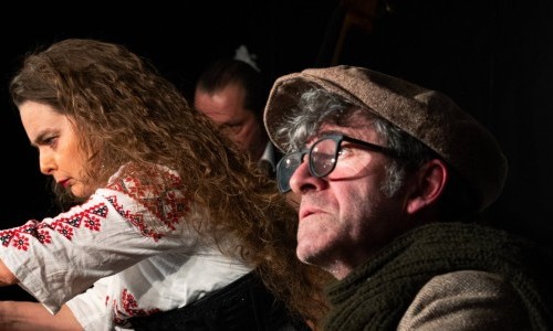 Eine Winterreise x Anderscht