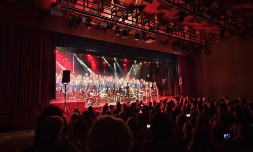 Salle de spectacles de Chisaz
