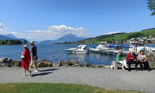 Mons&eacute;jour Zentrum am See