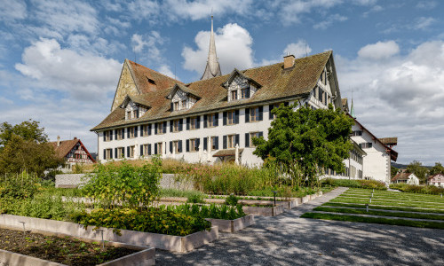 Schule des Friedens