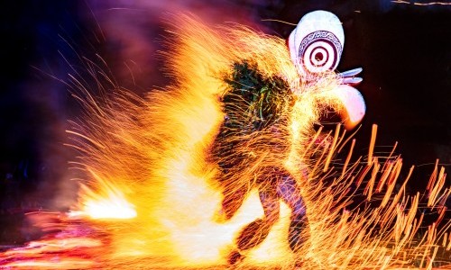 Explora: Vulkanmenschen – Leben mit Naturgewalten