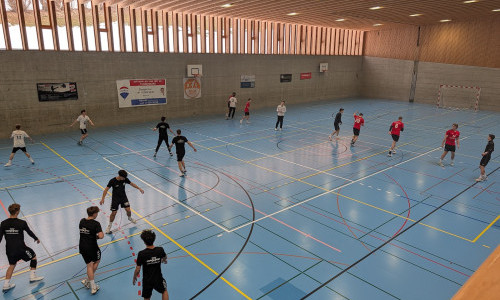Sporthalle B&uuml;elen
