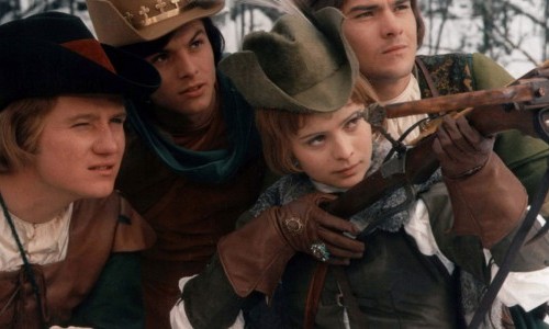 The Ones We Love: Drei Haselnüsse für Aschenbrödel – Towl