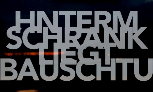 Zwischen zwei Welten &ndash; Filmvorf&uuml;hrung &laquo;Hinterm Schrank liegt Bauschtu&raquo;