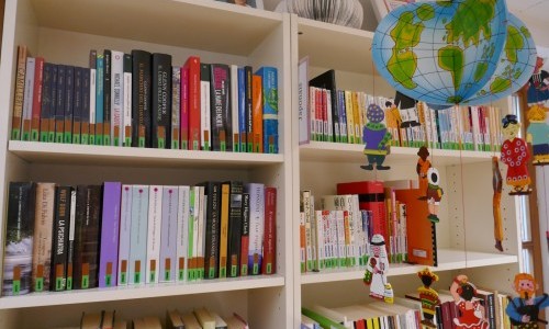 Biblioth&egrave;que interculturelle A Tous Livres