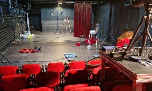 Pulloff Th&eacute;&acirc;tre