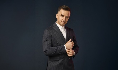 &Ouml;zcan Cosar &ndash; VIP Tour