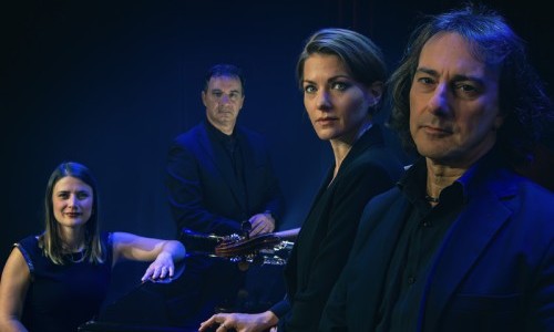 Pippo Pollina & Quartetto Acustico: La vita &egrave; bella cos&igrave; com'&egrave;