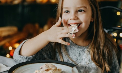Genussvoll und entspannt essen am Familientisch