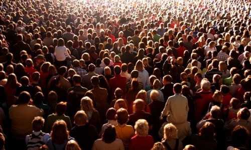 MASSEN – FOULES – CROWDS