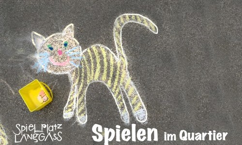 Spiel vor dr Bibliothek (**bei Regen keine Aktion)