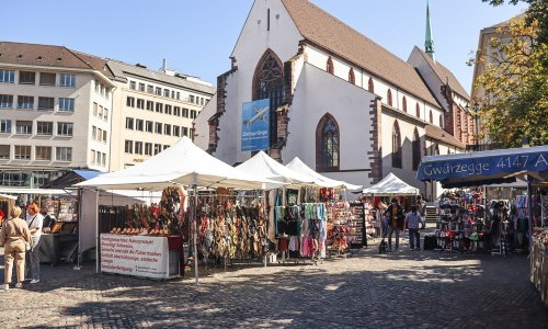 Neuwarenmarkt