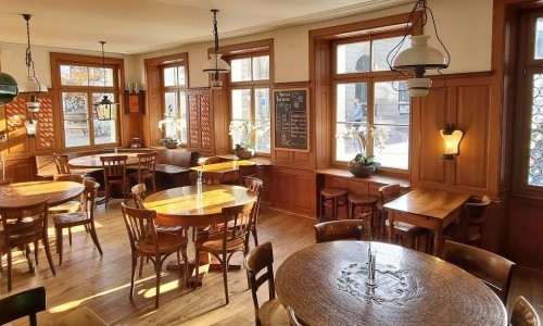 National - zum goldenen Leuen