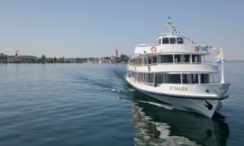 Filatis grosses Strickschiff