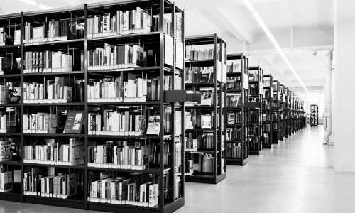 Wie suche ich in der Bibliothek Hauptpost?