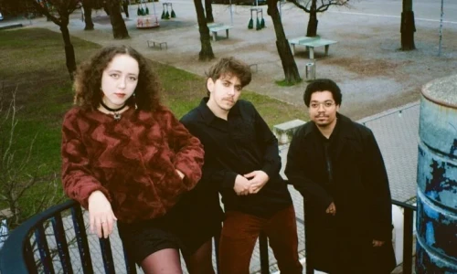 Young Stage: Miss Moons