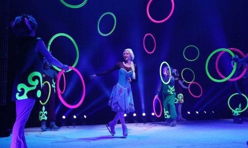 Eisk&ouml;nigin 1 & 2 &ndash; Musik-Show auf Eis