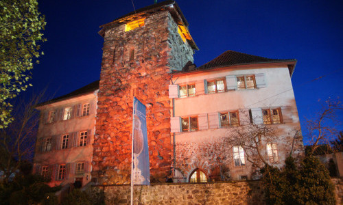 Schauergeschichten im Schloss f&uuml;r Erwachsene und Jugendliche
