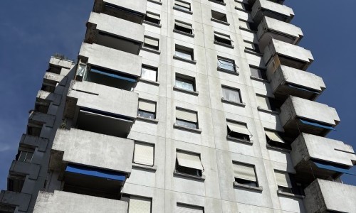 Bushaltestelle Zentrum T&ouml;ss