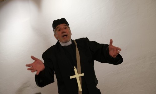 BRUNCH IM HOF UND THEATER &laquo;STURM AUF BUBIKON&raquo;