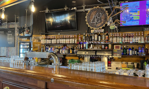 Bar 48 / La Cachette