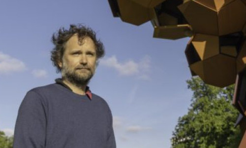 Tom&aacute;s Saraceno. Verwobene Welten