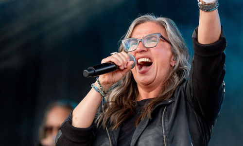 azTon mit Monika Schär – THE ACOUSTIC SESSION