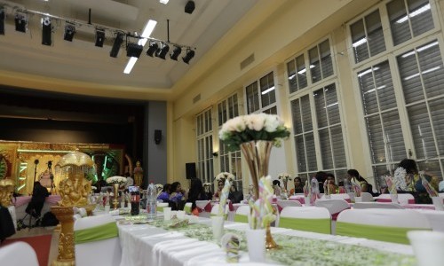 Bourse aux disques - Salle de spectacle