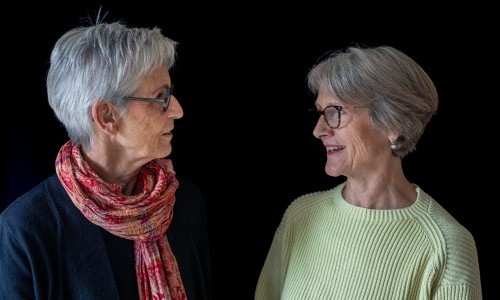 Beatrice Dürler, Marina Ganzoni: Skulpturen in Holz und Marmor