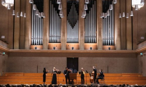 Vivaldi - Die vier Jahreszeiten - Philharmonie der Solisten