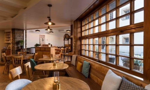 Caf&eacute; des Ch&acirc;teaux