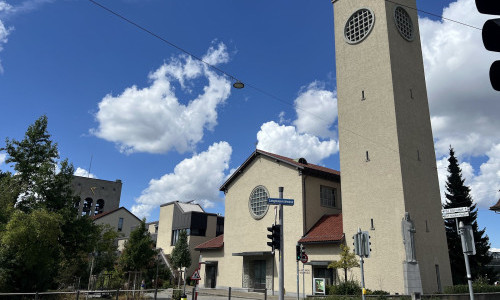 Kirche und Pfarreizentrum Bruder Klaus