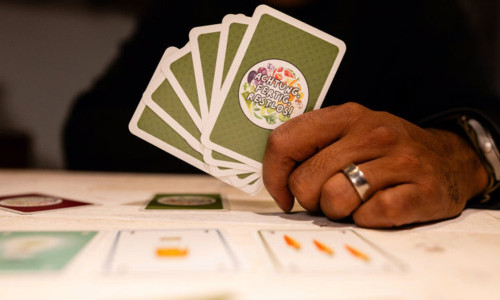 Spielspass mit Food-Save-Kartenspiel "Achtung, fertig, restlos!"