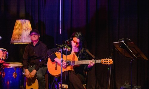 Vente Seconde Main- Habits, jeux, jouets Enfants - Pôle Sud